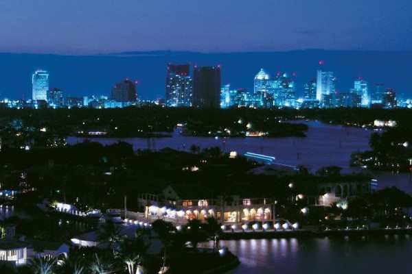 downtown fort lauderdale skyline at night